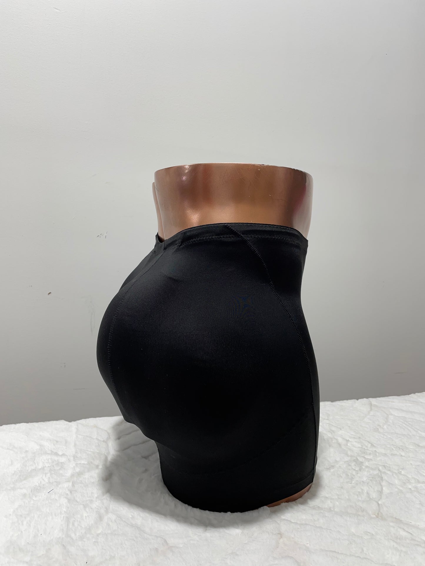 Black Butt Form